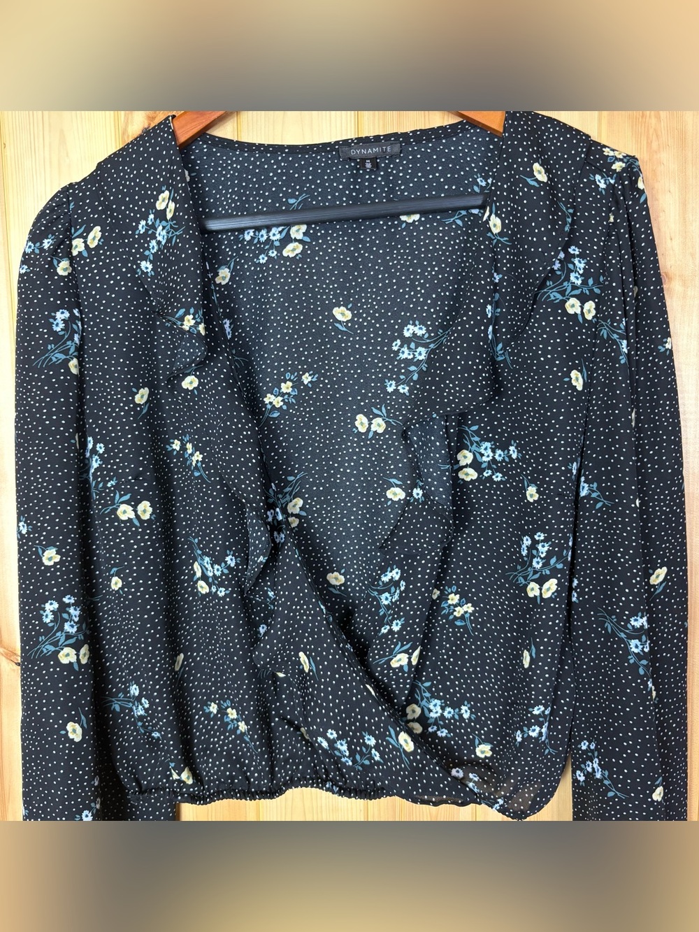 Dynamite Black Floral Polka Dot Ruffle Faux Wrap Blouse Medium Dark Feminine - Picture 4 of 12